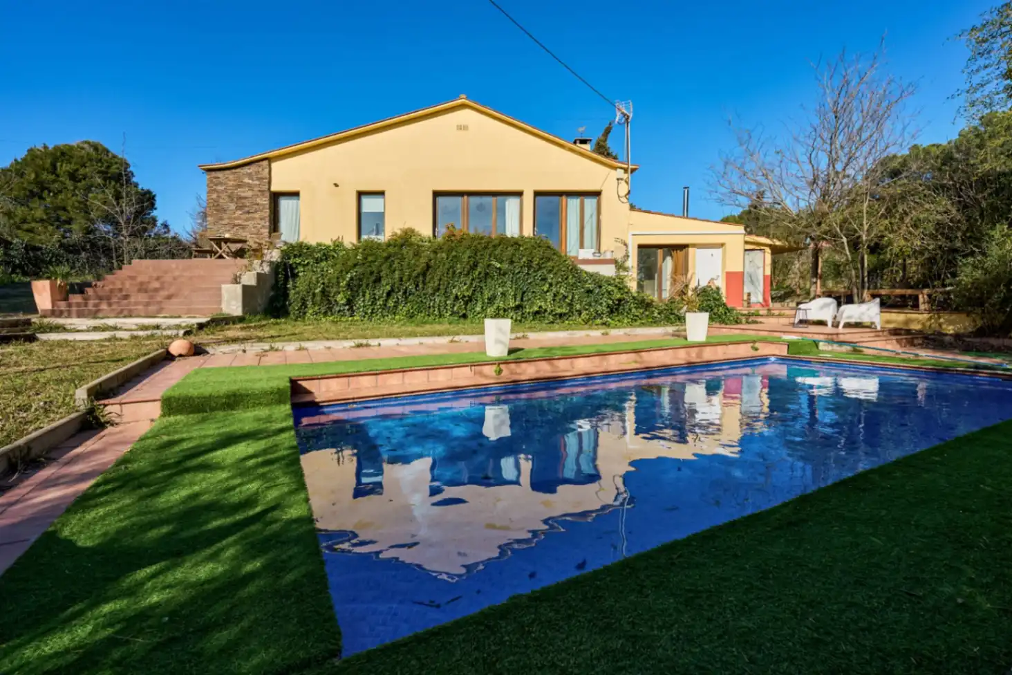 Piscina de Finca rústica en venta en Granollers