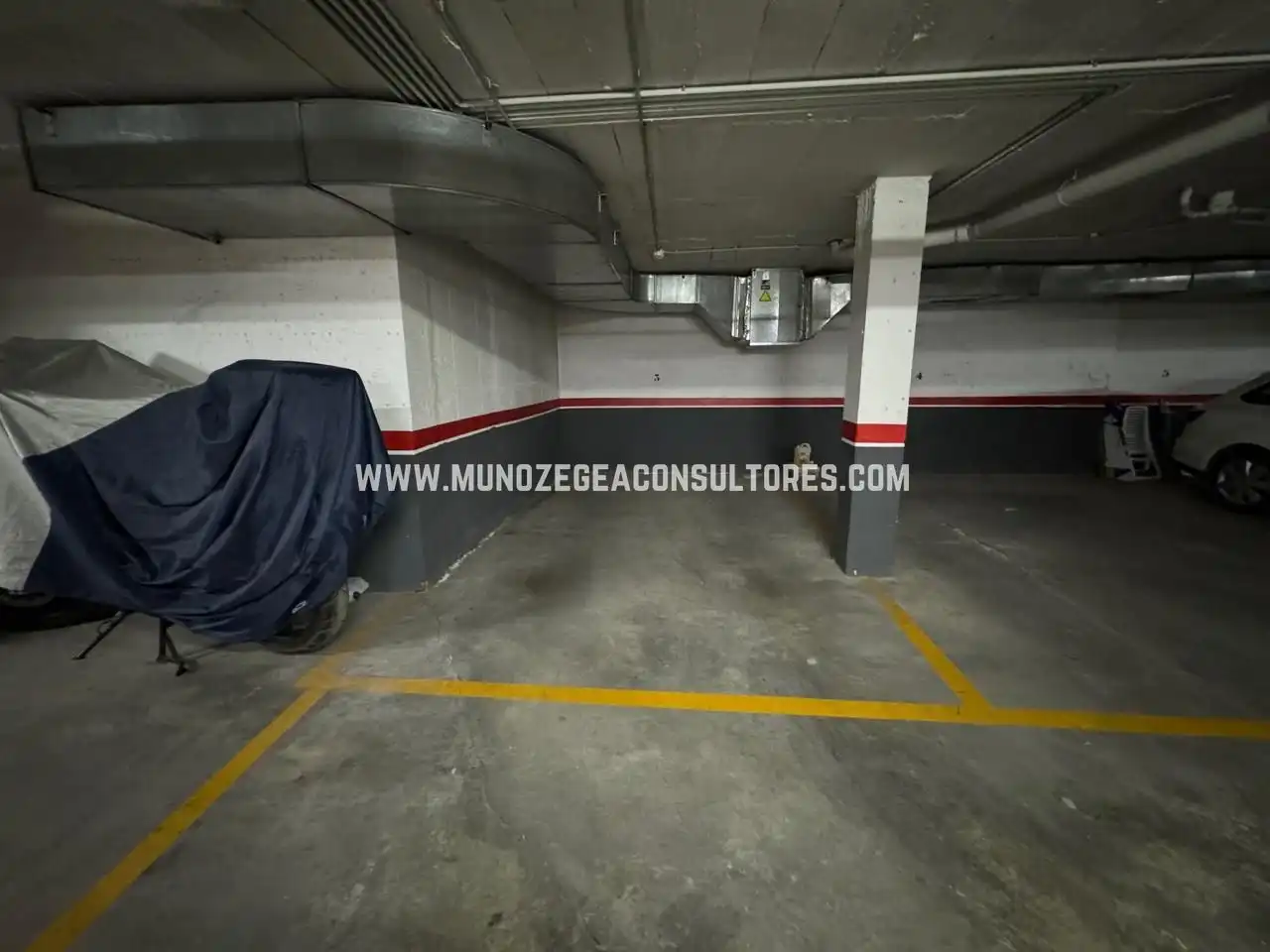 Parking of Flat for rent in Lucena  with Air Conditioner, Heating and Storage room