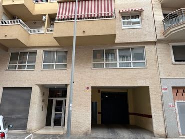 Individuel avec ascenseur à vendre à Calle Aragon