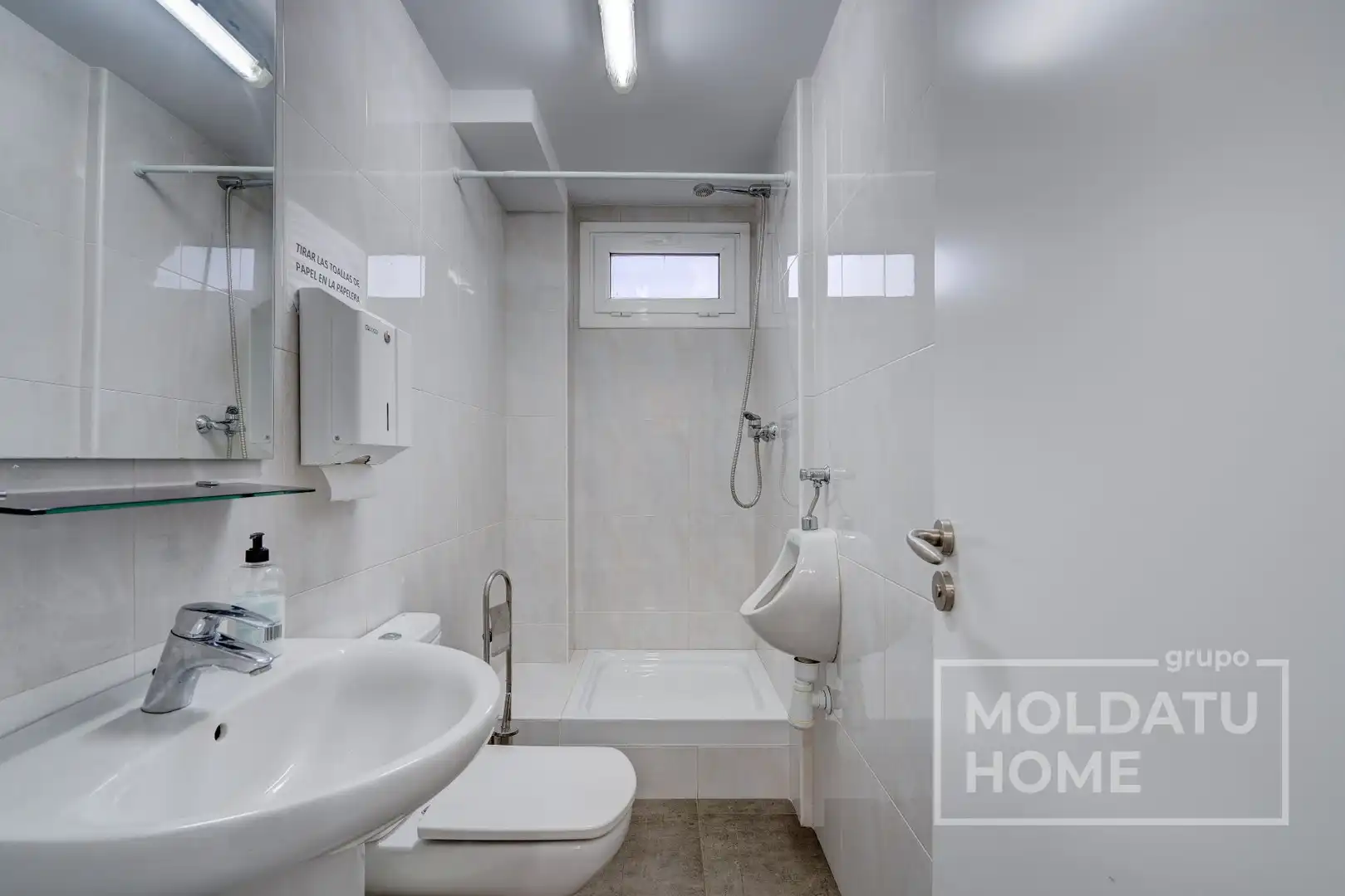 Baño de Nave industrial en venta en Hernani