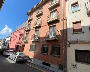 Vista exterior de Edifici en venda en El Barco de Ávila 