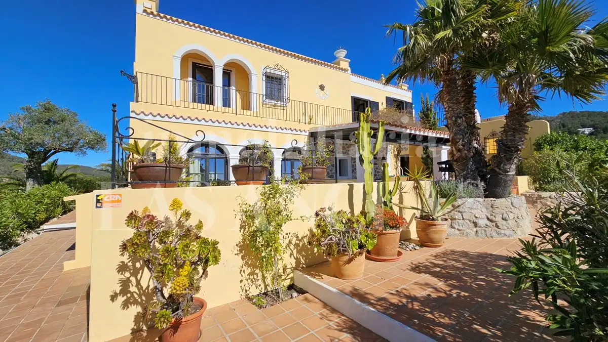 Casa rústica con piscina en venta en Sant Josep, imagen 5