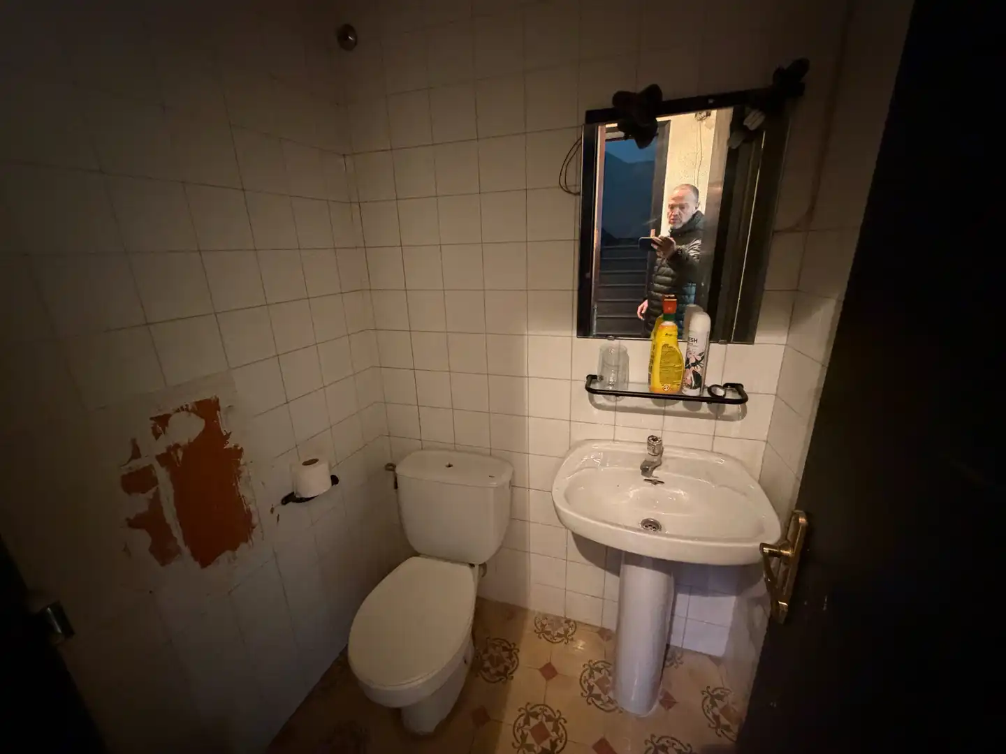 Bathroom of Flat for sale in Olot  with Balcony