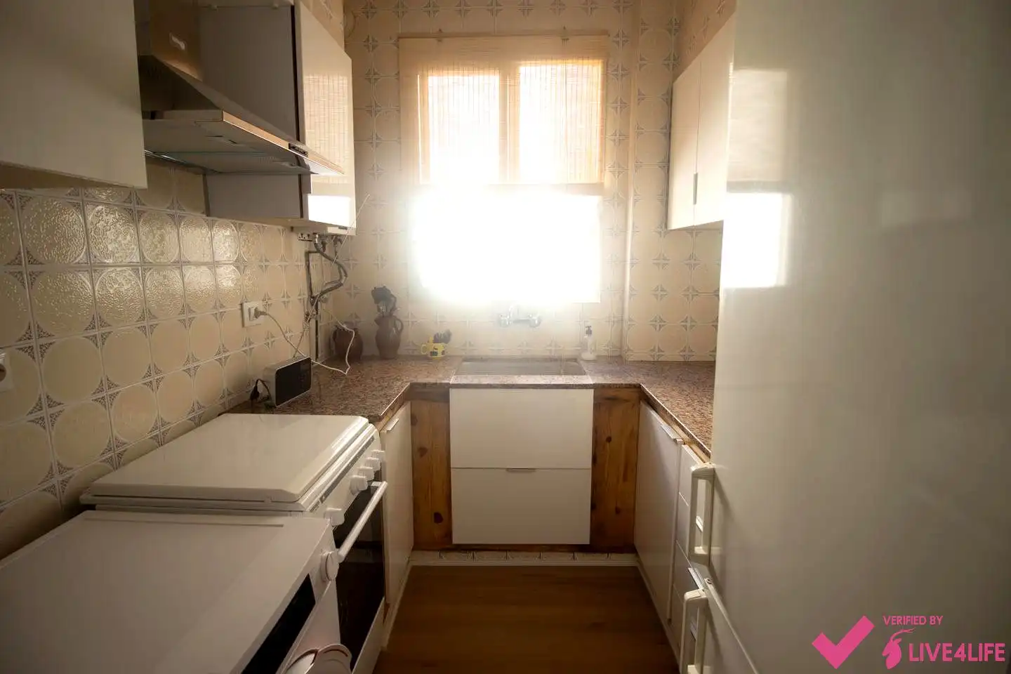 Kitchen of Flat for rent in Godella  with Furnished