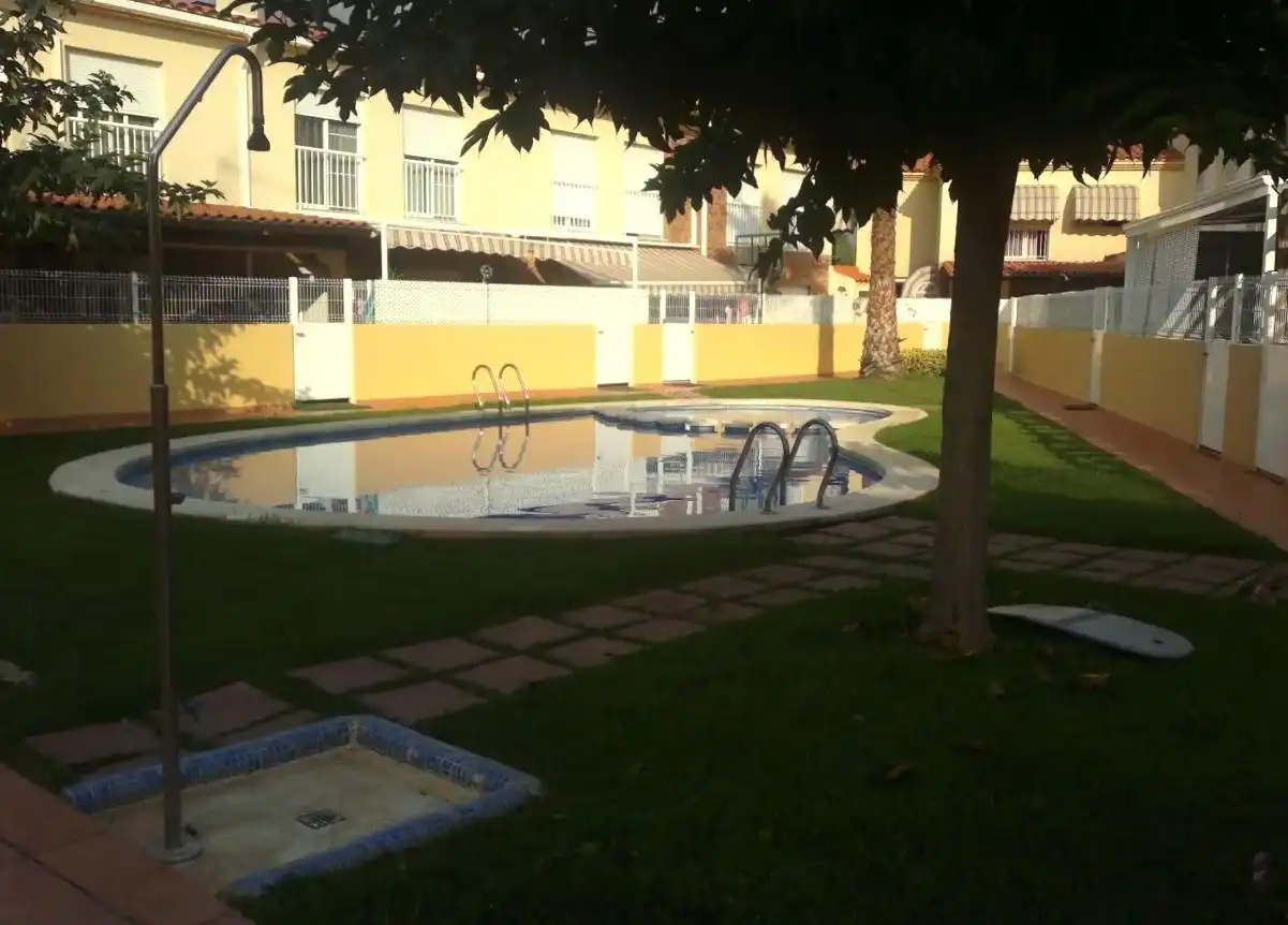 Reihenhaus mit Terrasse zum Verkauf in Playa