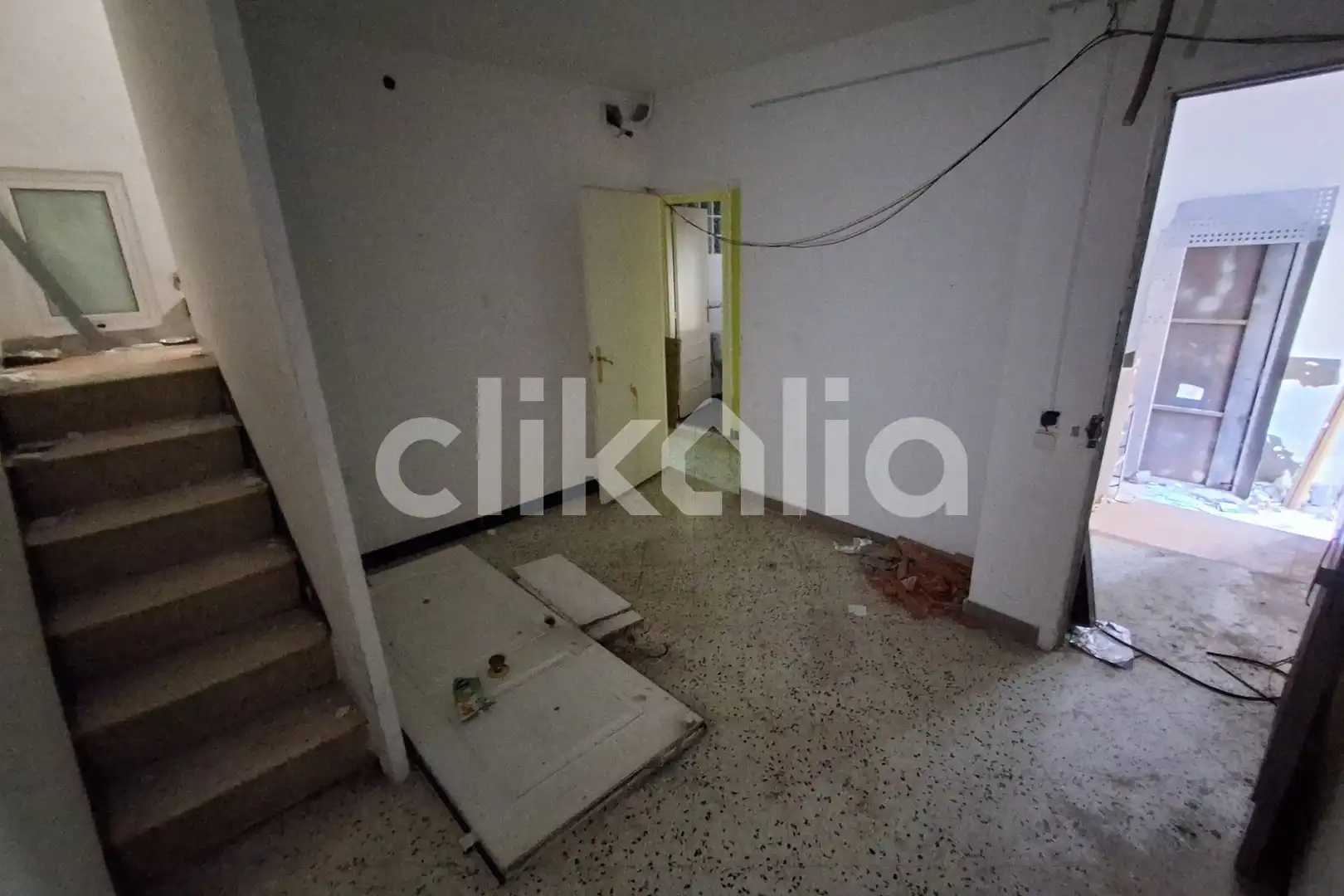 Einfamilien-Reihenhaus zum Verkauf in Sabadell mit Terrasse