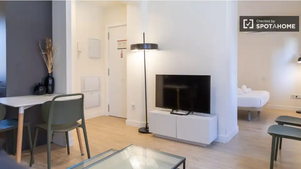 Wohnung mit Terrasse zur Miete in Tetuán, imagen 5