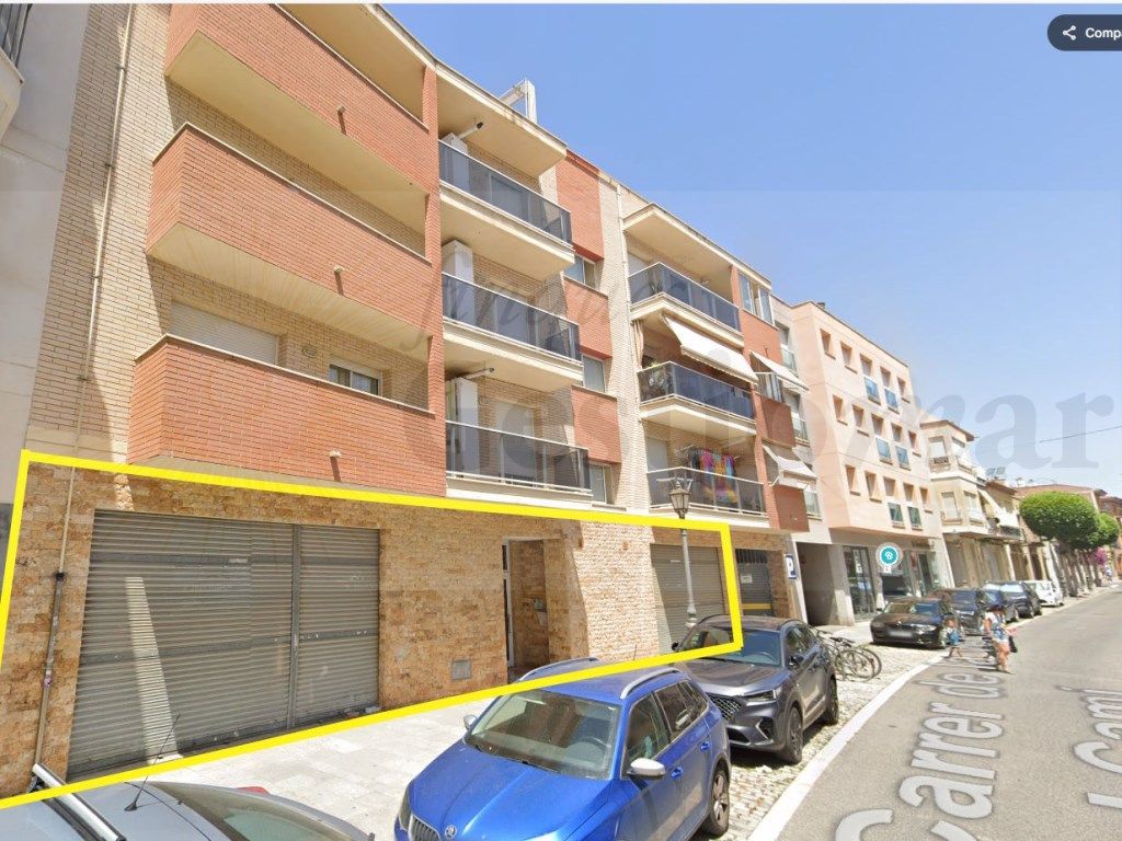 Vista exterior de Local en venda en Cambrils