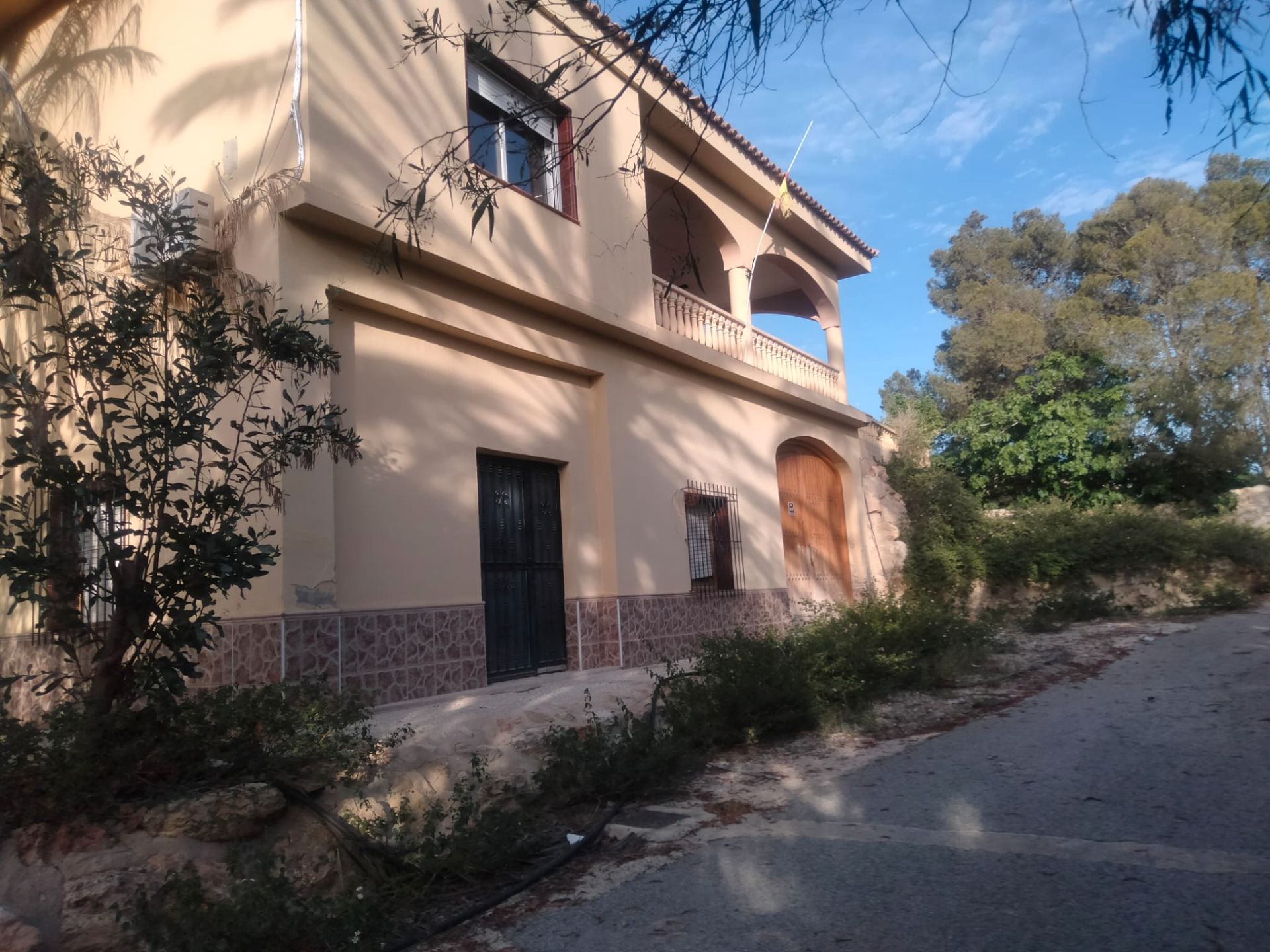 Vista exterior de Casa o xalet en venda en Elche / Elx amb Jardí privat, Terrassa i Piscina