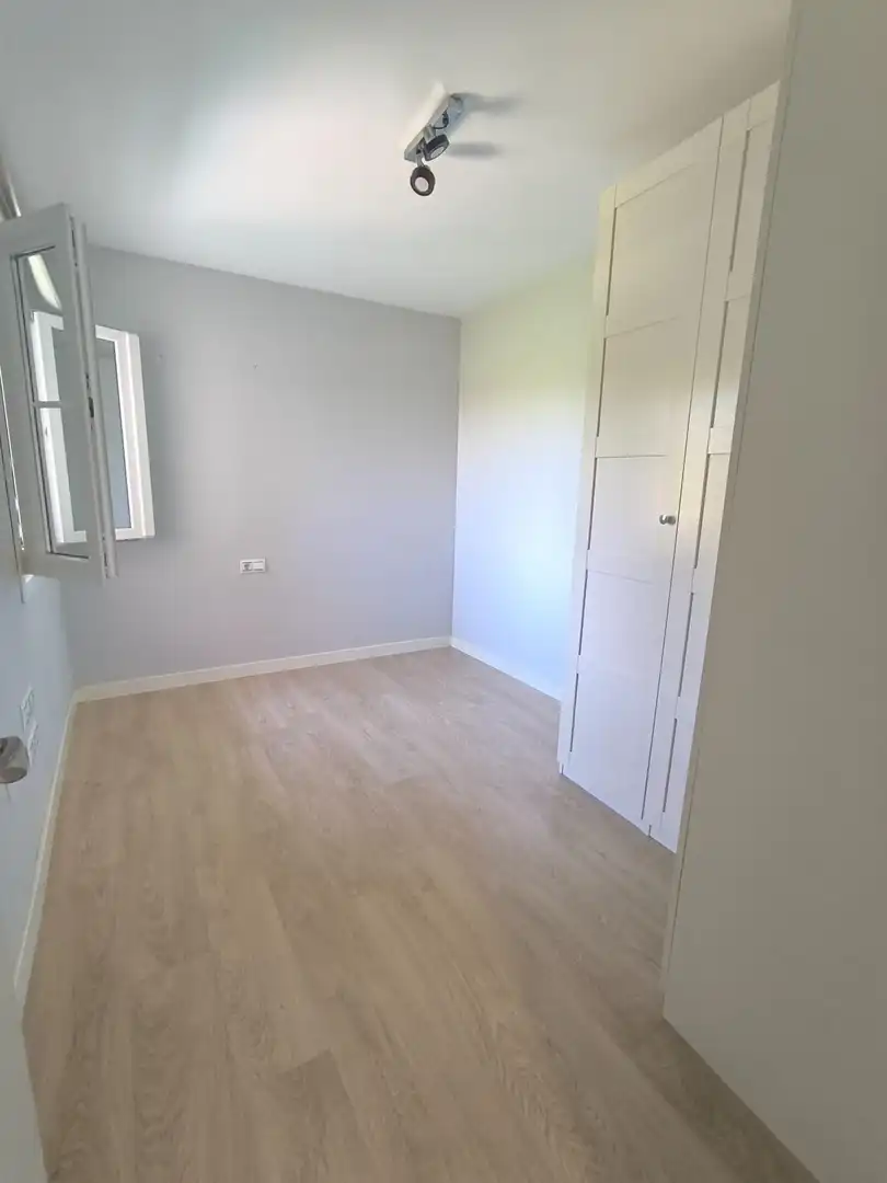 Schlafzimmer von Wohnung zur Miete in Málaga mit Klimaanlage, Privatgarten und Terrasse