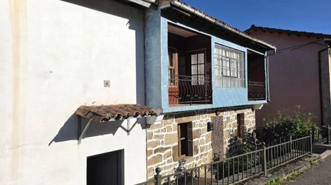 Foto 2 de Casa o chalet en venta en Calle la Molina, Puente Viesgo, Cantabria