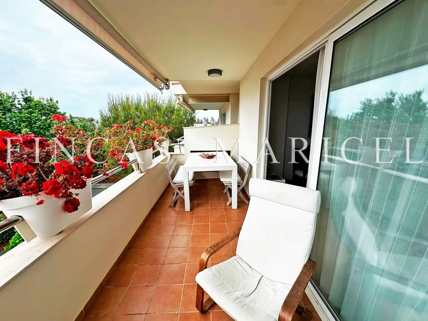 Terraza de Piso en venta en Sitges con Calefacción, Terraza y Piscina comunitaria