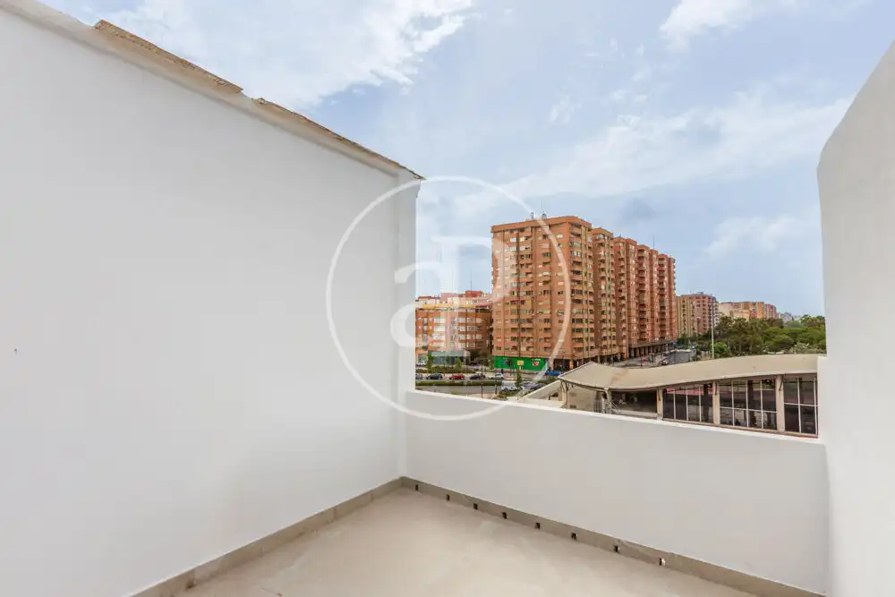 Vista exterior de Ático en venta en Valencia con Aire acondicionado, Calefacción y Terraza