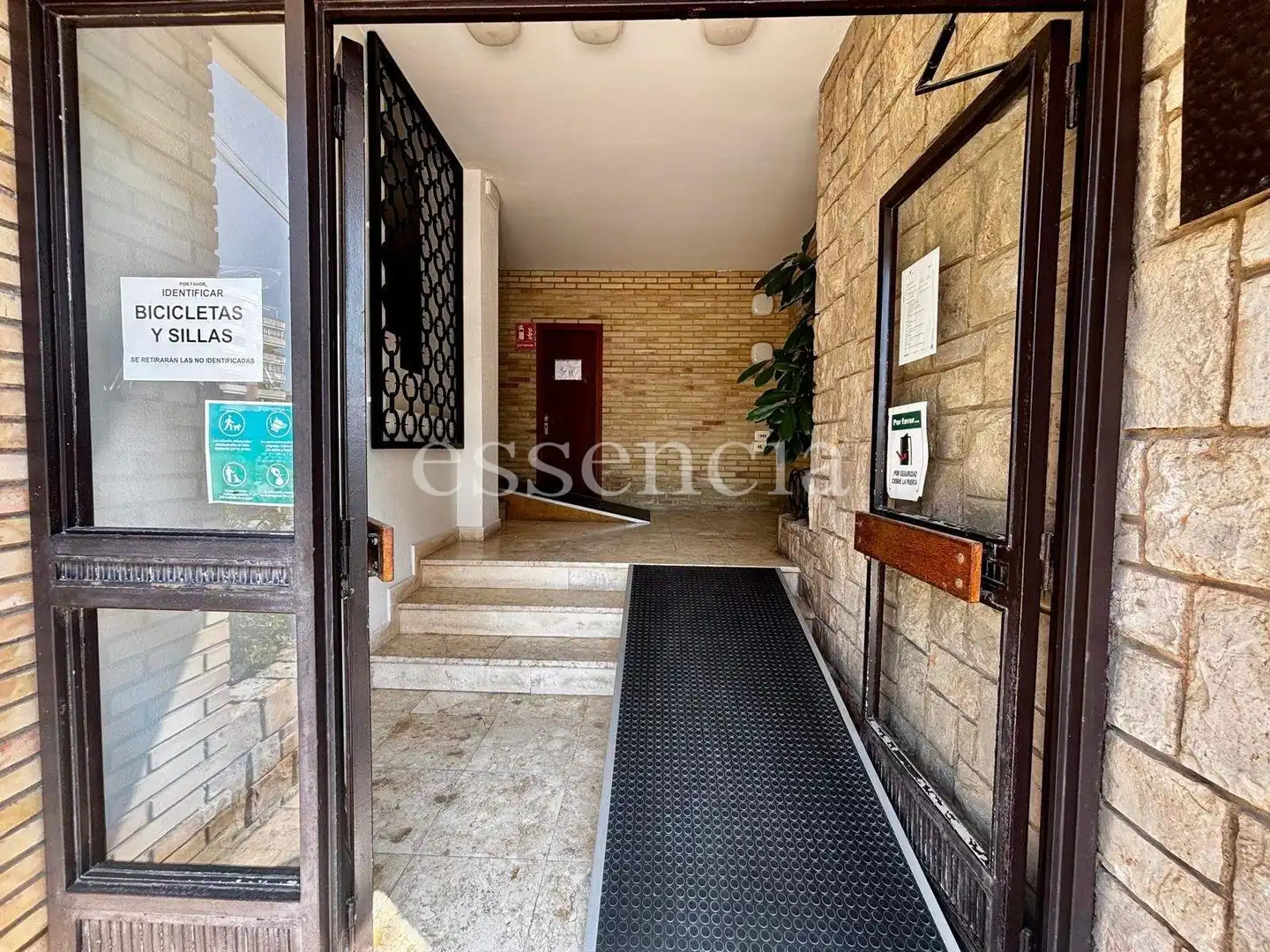 Apartamento en venta en Gandia con Jardín privado, Terraza y Balcón