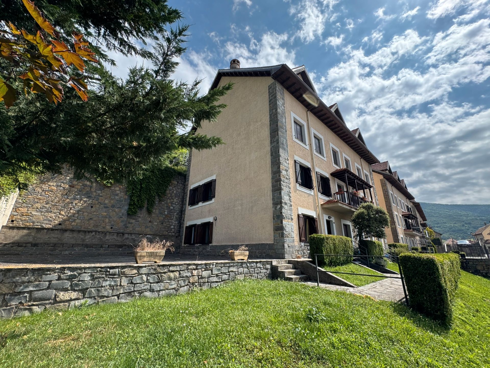 Exterior view of Apartment for sale in Valle de Hecho  with Heating, Parquet flooring and Terrace