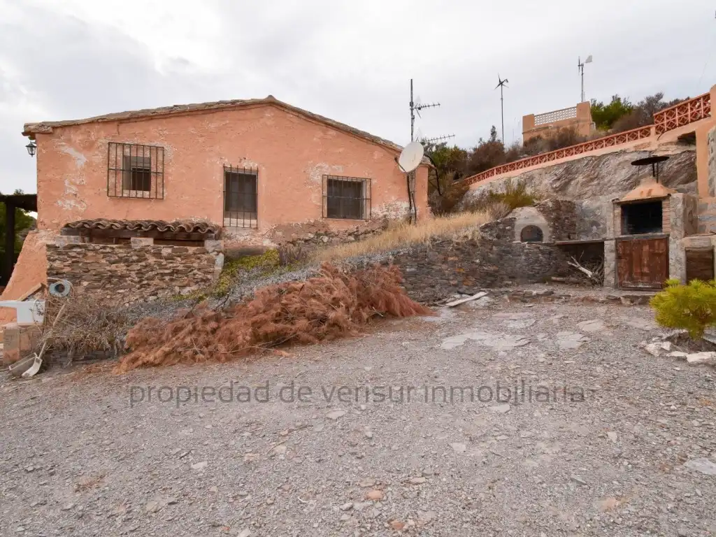 Casa rústica amb jardí en venda a Tébar - Los Arejos, imagen 2