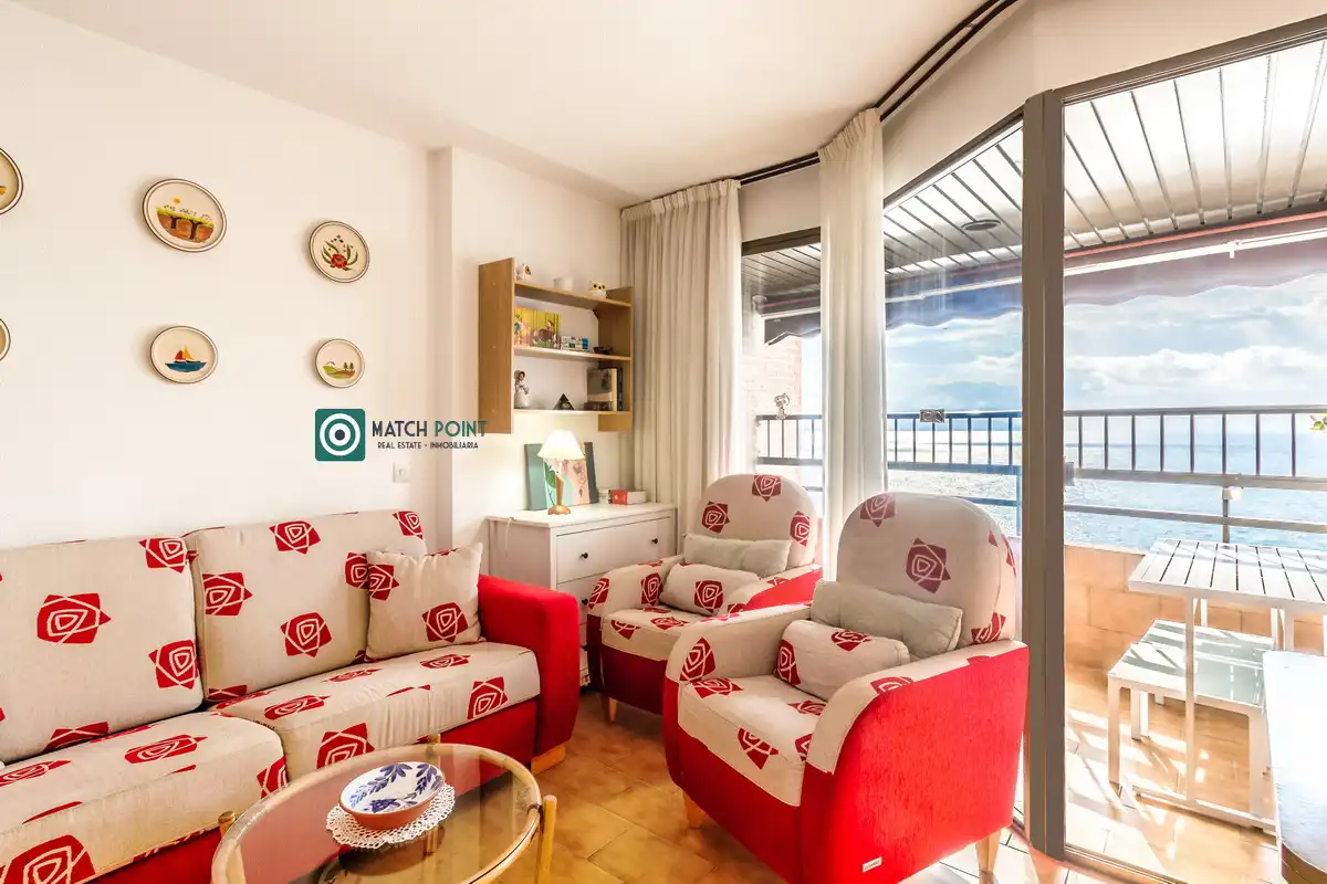 Living room of Flat for sale in Almuñécar  with Furnished