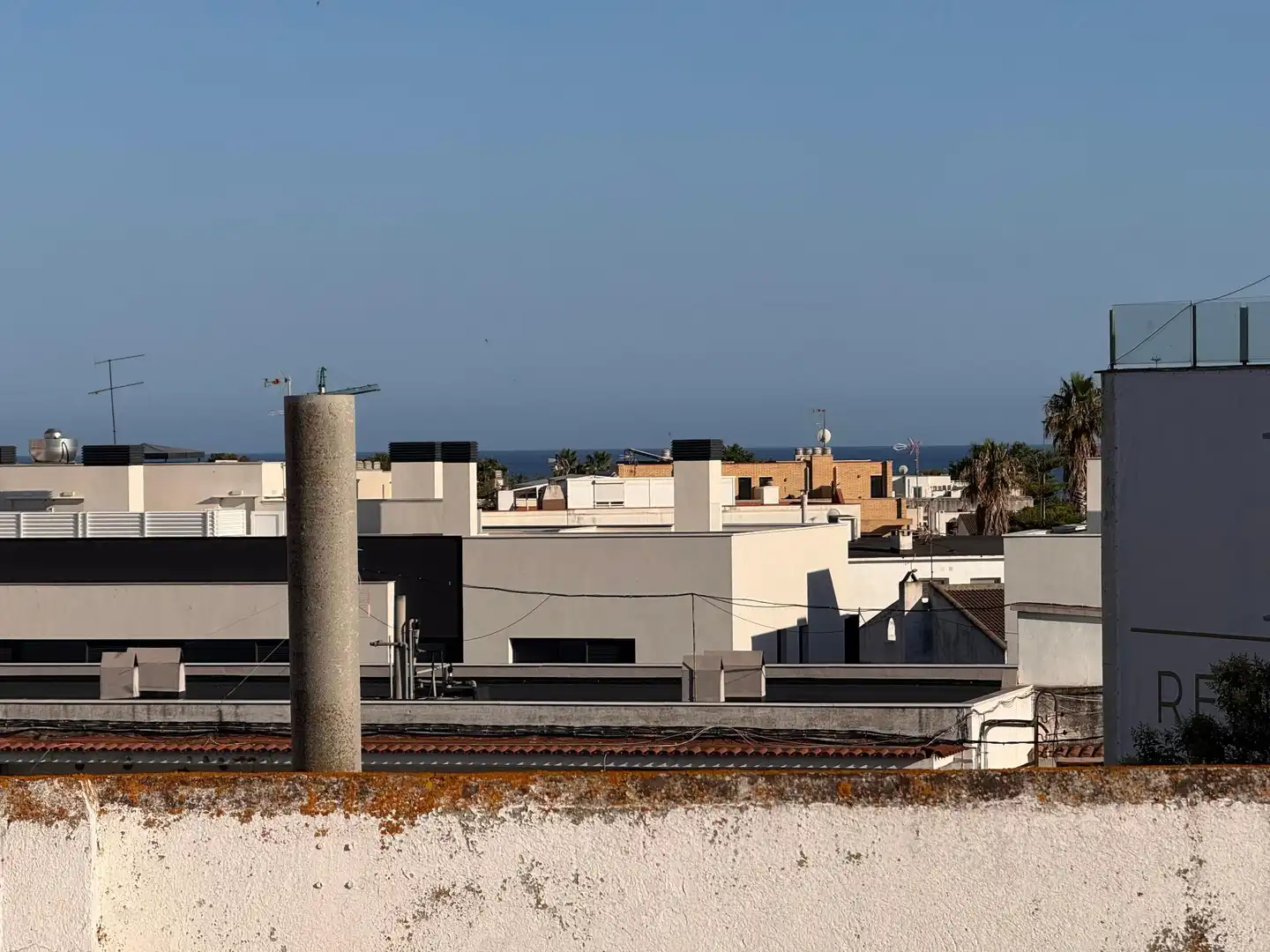 Exterior view of Flat for sale in Cubelles  with Air Conditioner and Balcony