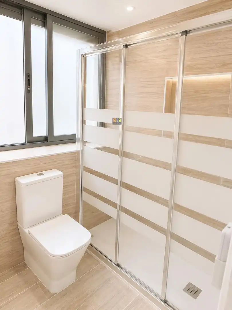 Bathroom of Attic for sale in Benidorm  with Air Conditioner, Terrace and Balcony