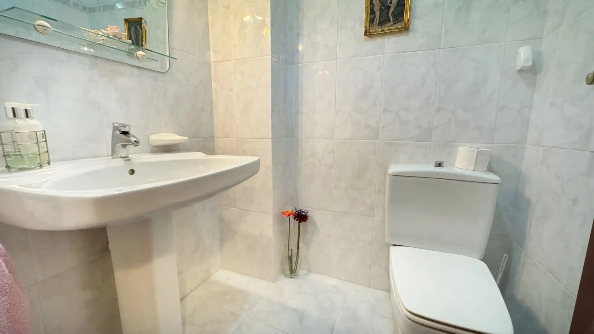 Baño de Casa o chalet en venta en L'Alfàs del Pi con Piscina