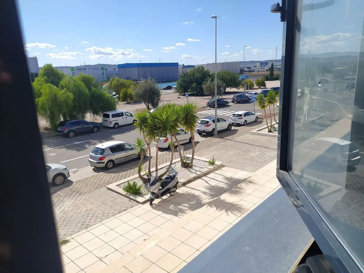 Aparcament de Oficina en venda en Salteras