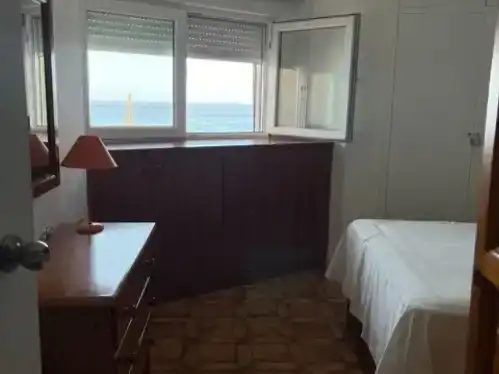 Dormitori de Apartament de lloguer en Almuñécar amb Parquet, Piscina i Moblat
