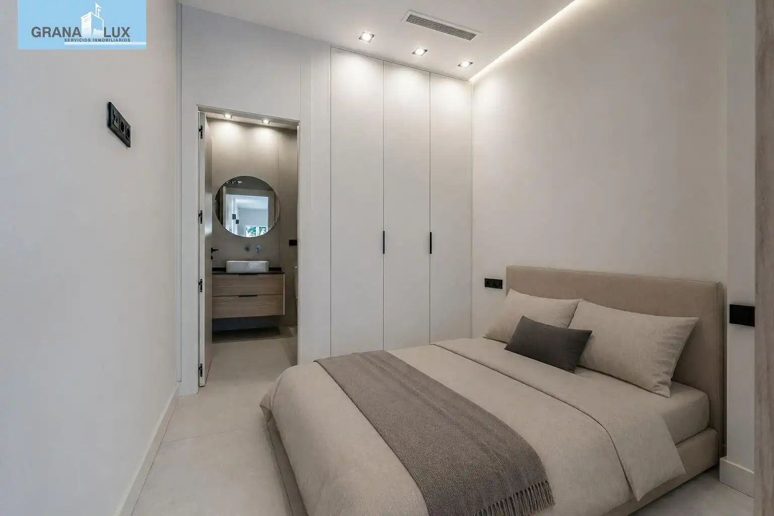 Home for sale in Calle de Ronda, imagen 2