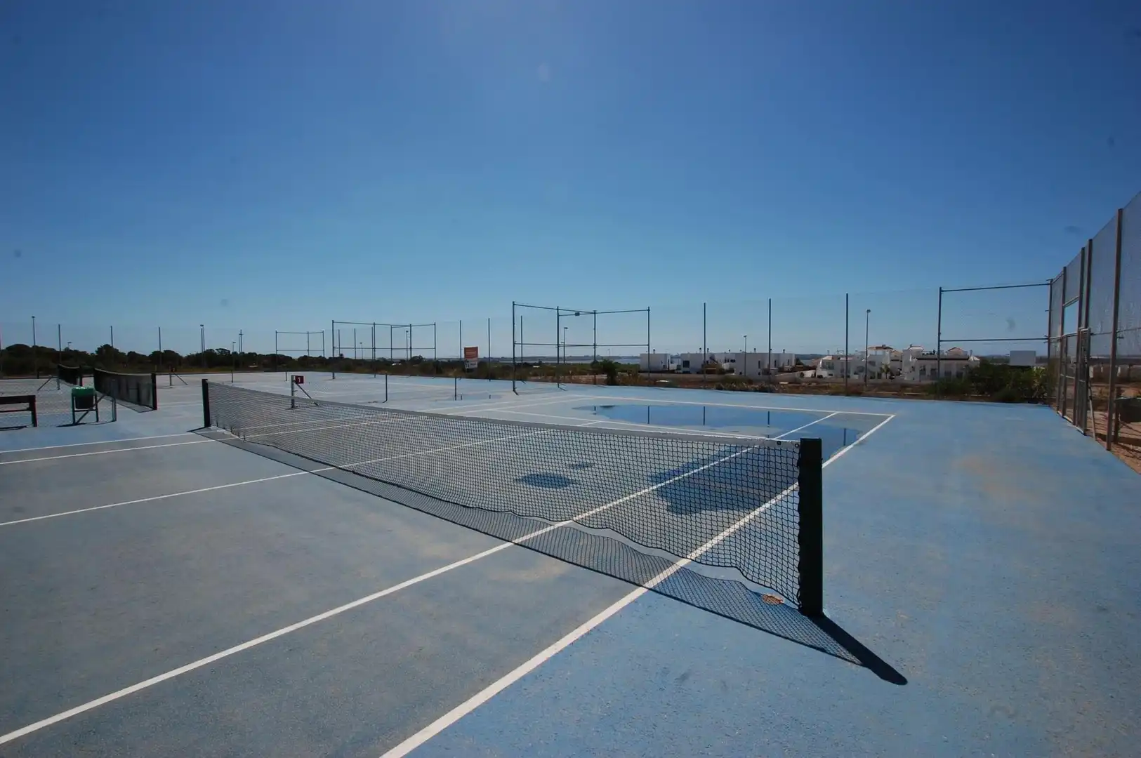 Vista exterior de Casa o xalet en venda en Rojales amb Calefacció, Terrassa i Piscina