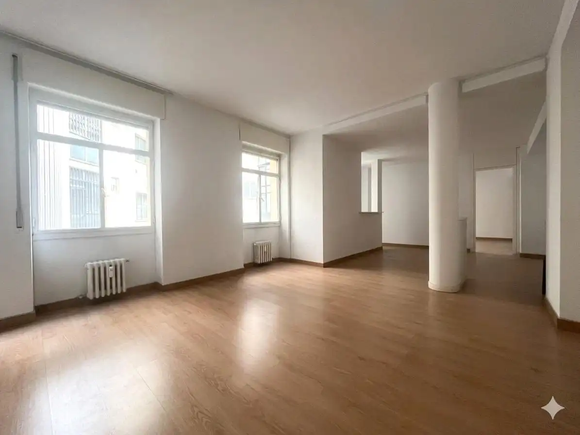 Sala d'estar de Pis en venda en Madrid amb Calefacció, Parquet i Traster