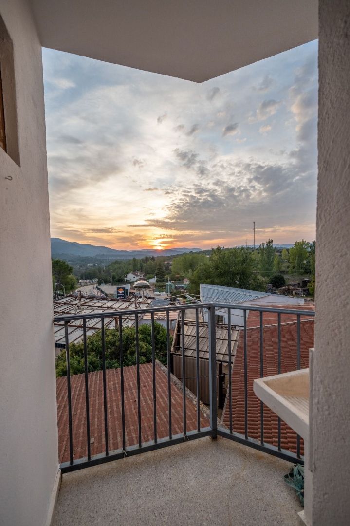 Exterior view of Flat for sale in Siles  with Terrace, Furnished and Balcony