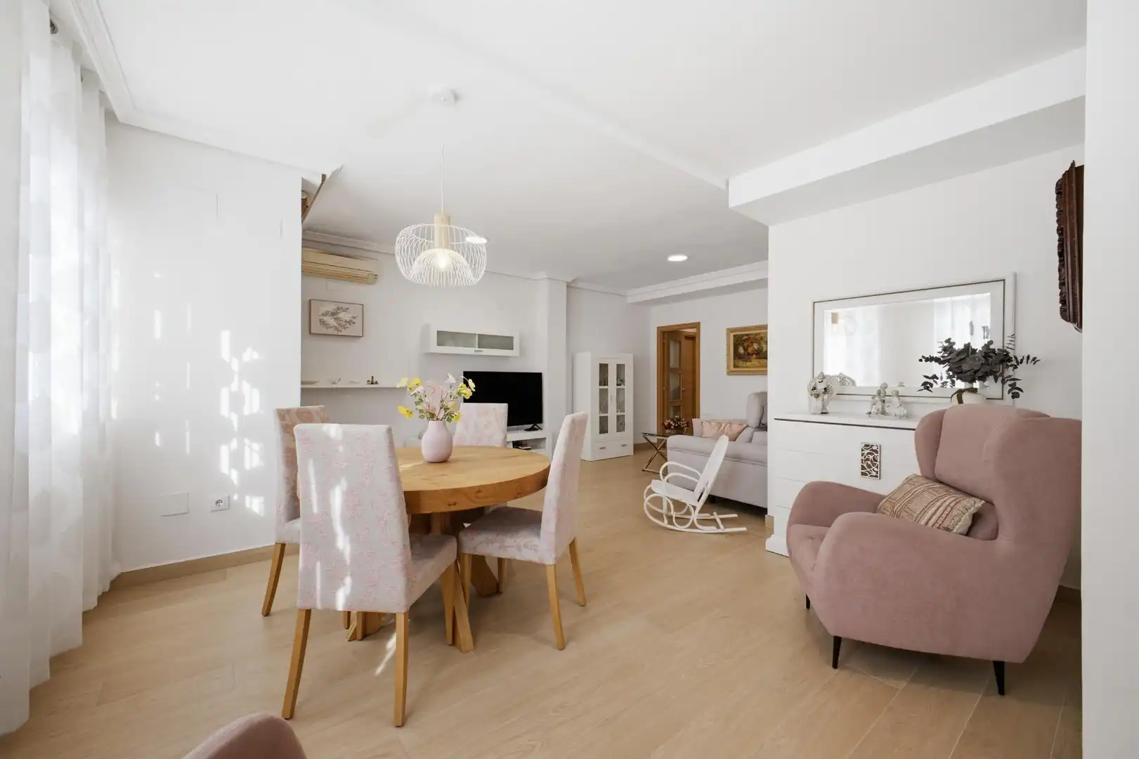 Flat with pool for sale in Aldaia, imagen 2