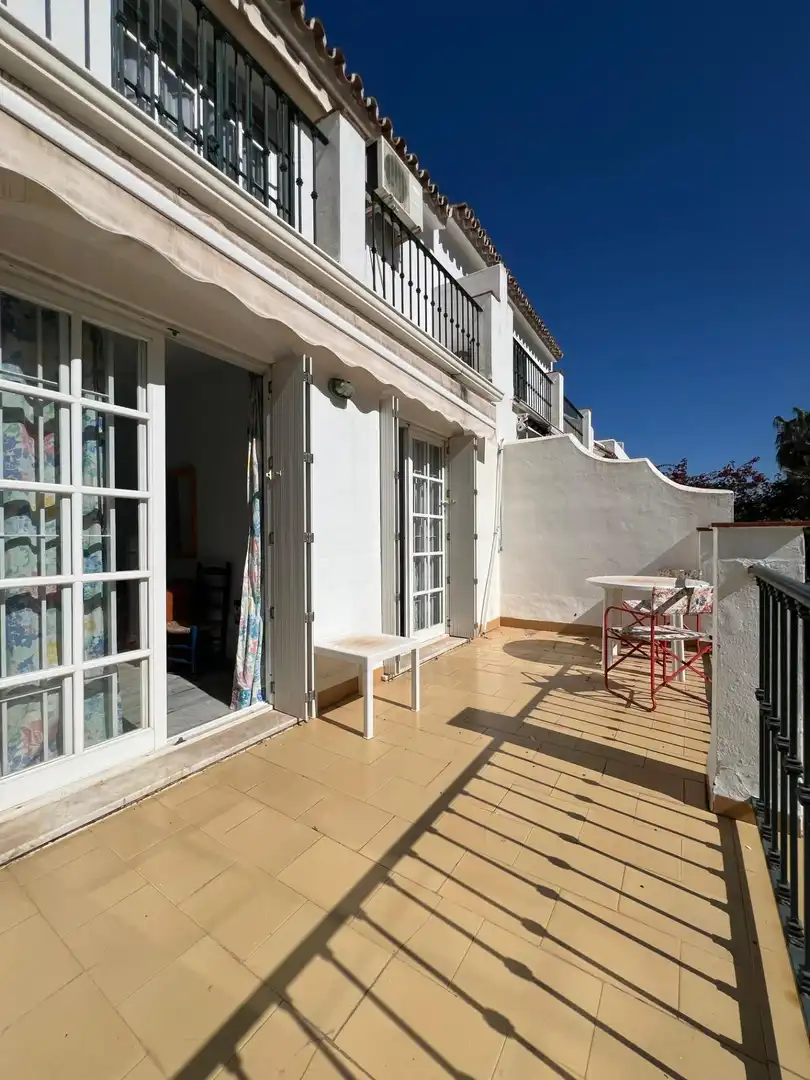 Terrassa de Casa adosada en venda en Fuengirola amb Aire condicionat, Jardí privat i Terrassa