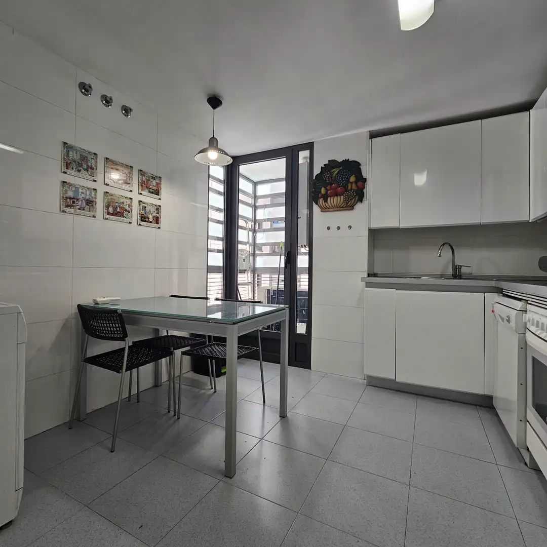 Kitchen of Flat for rent in Madrid  with Air Conditioner, Heating and Terrace