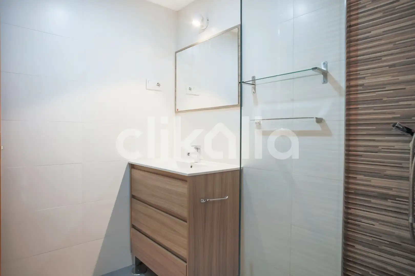 Bathroom of Flat for sale in Las Rozas de Madrid  with Heating, Private garden and Terrace
