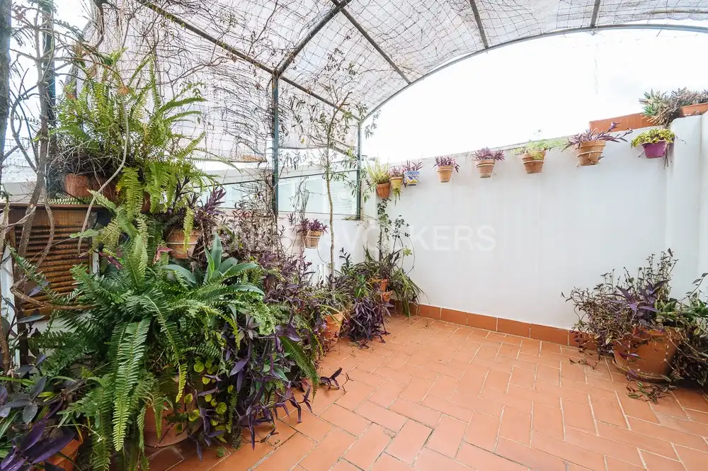 Terrassa de Casa o xalet en venda en Sevilla amb Aire condicionat, Calefacció i Balcó