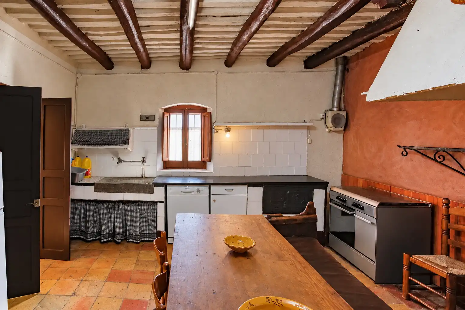 Cocina de Finca rústica en venta en Sils
