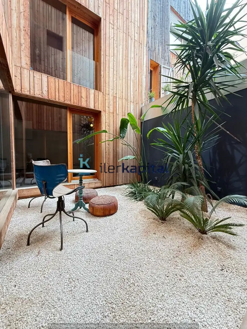 Terrassa de Casa o xalet en venda en Lleida amb Aire condicionat, Calefacció i Jardí privat