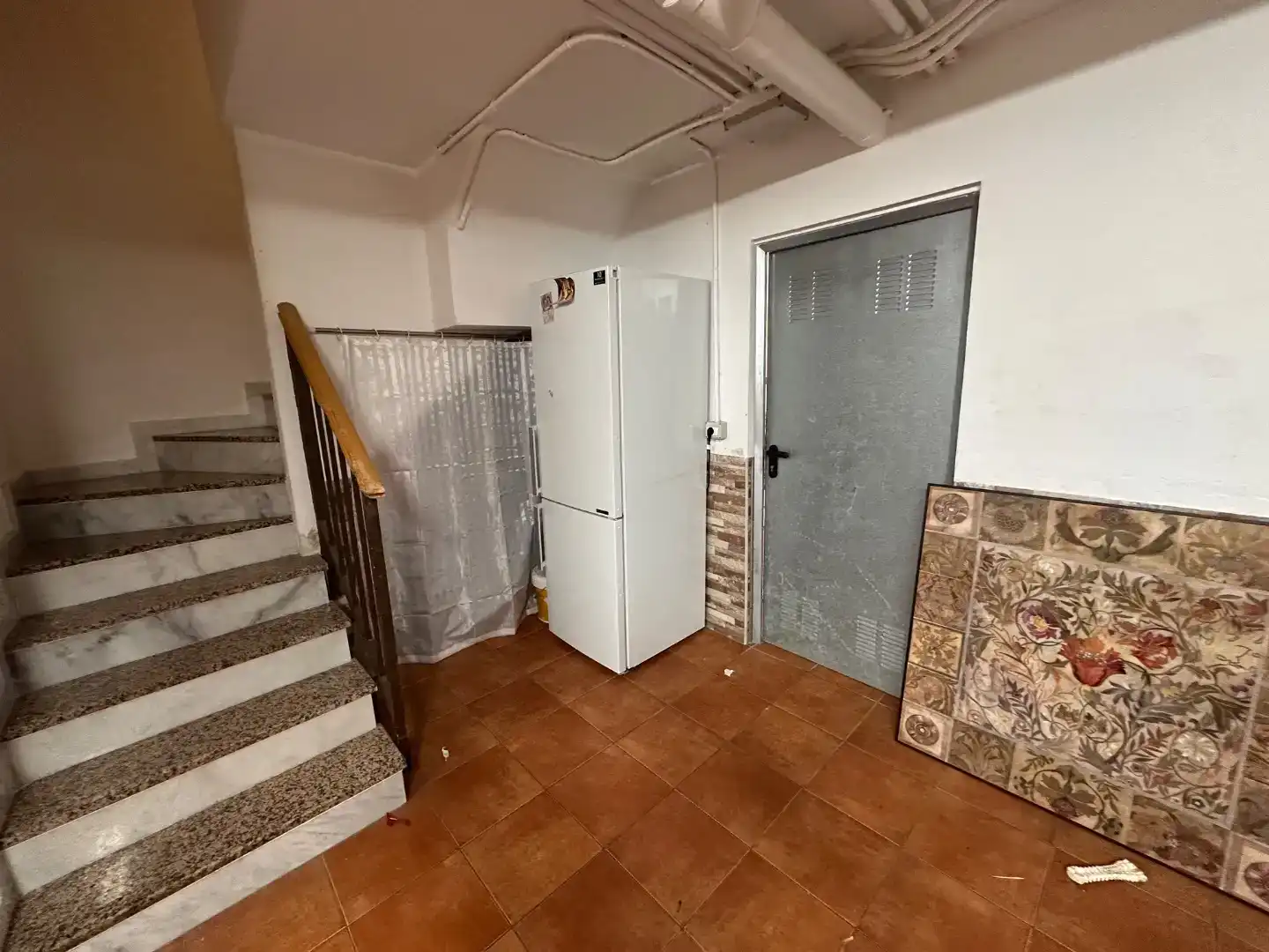 Casa adosada en venda en Linares amb Aire condicionat, Traster i Moblat