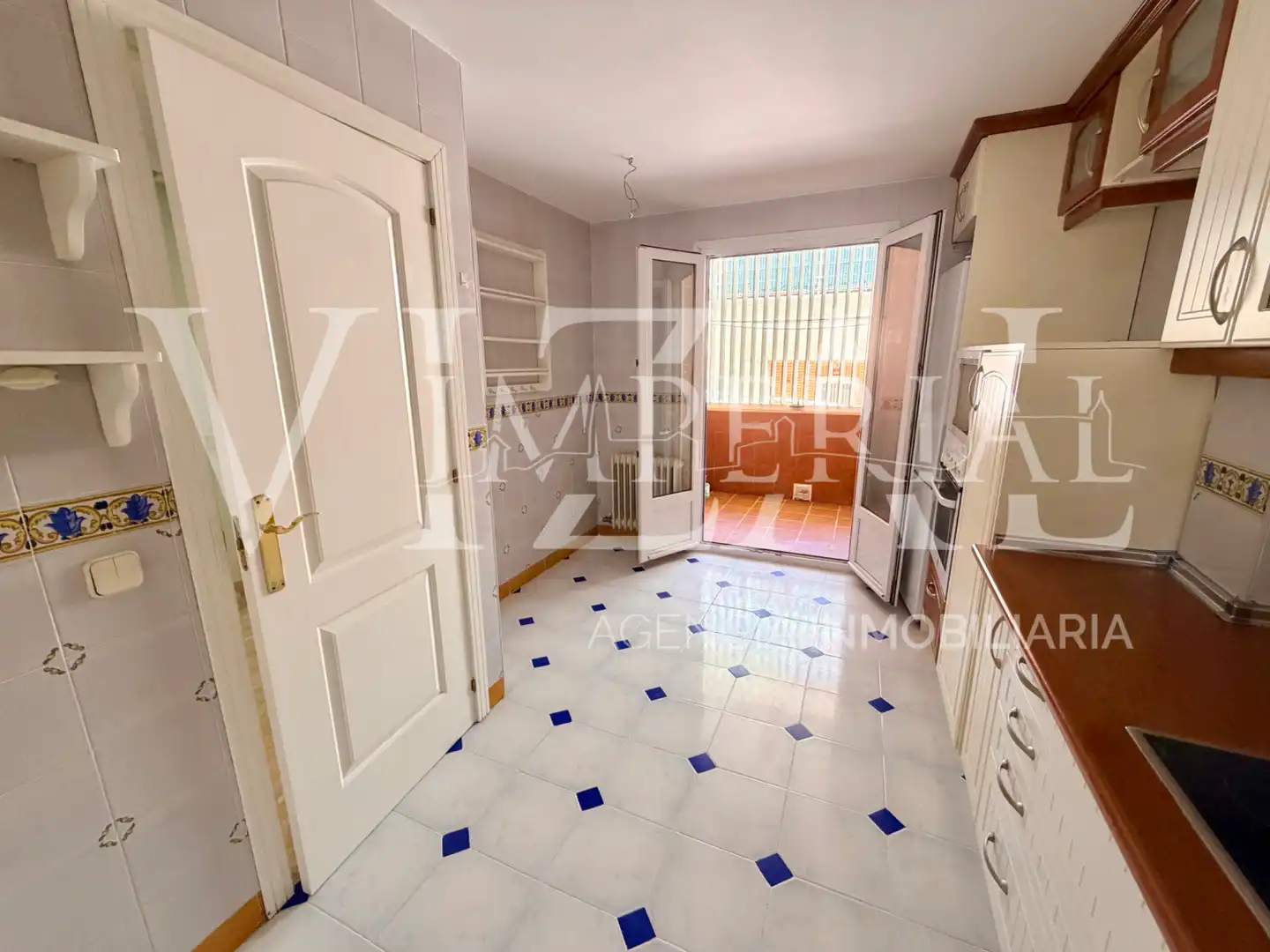 Cuina de Casa adosada en venda en Toledo amb Aire condicionat, Parquet i Terrassa