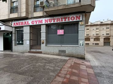 Gewerbefläche zur Miete in Zona Hospital