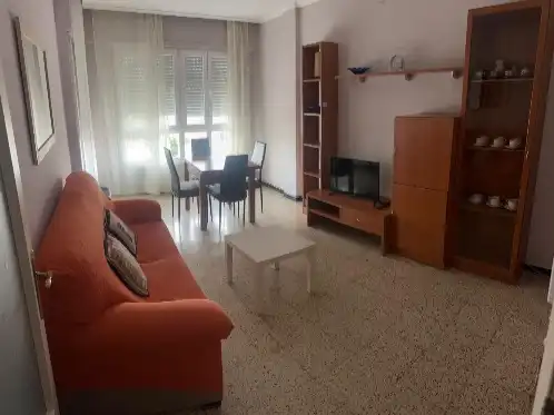 Piso con ascensor en venta en Doctor Fleming 19