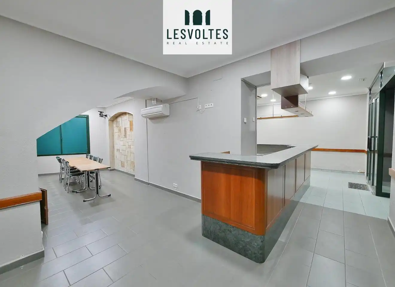 House with terrace for sale in Pella I Forgas, imagen 6