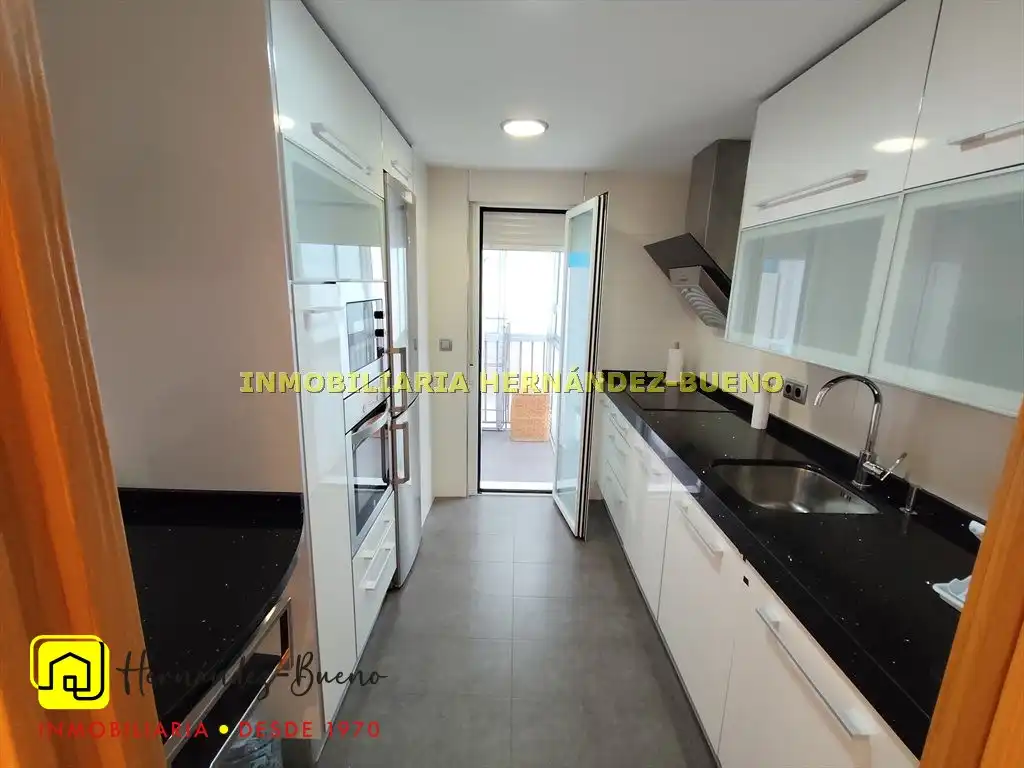 Wohnung mit Terrasse zur Miete in Centro, imagen 7