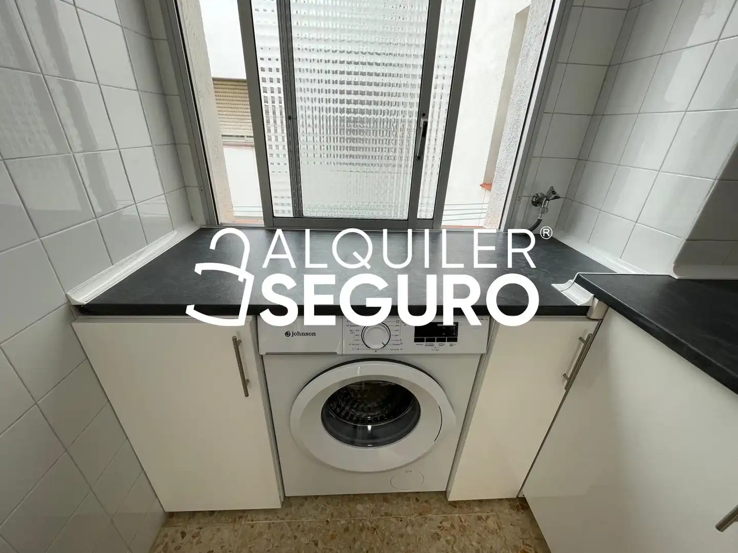 Cuina de Pis de lloguer en Zaragoza amb Calefacció i Terrassa