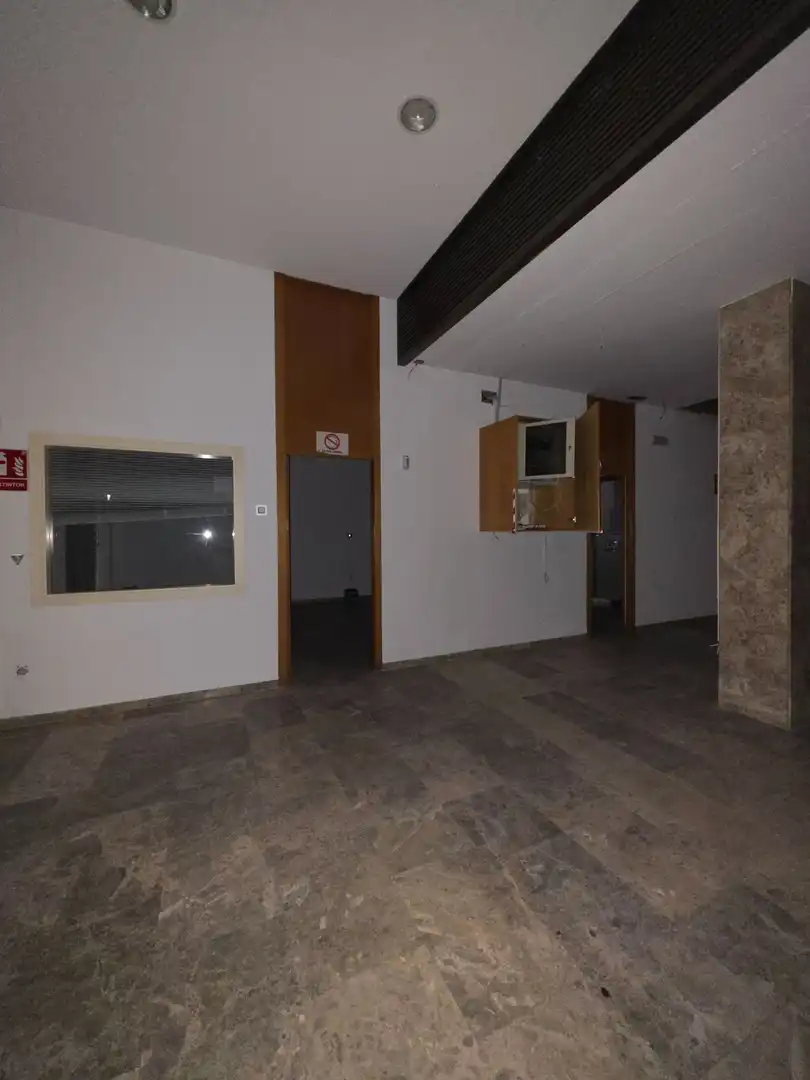 Local comercial en venda a Aguilar de la Frontera, imagen 6