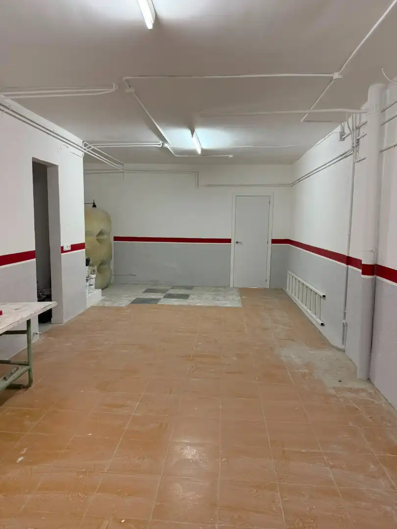 Casa adosada en venta en Torelló con Calefacción, Terraza y Balcón