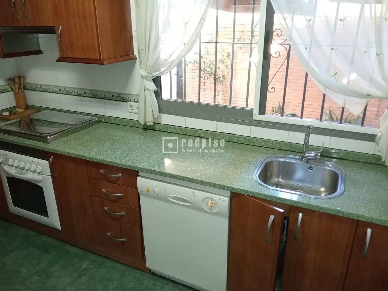 Kitchen of Houses for sale in Madrid  with Air Conditioner, Heating and Terrace