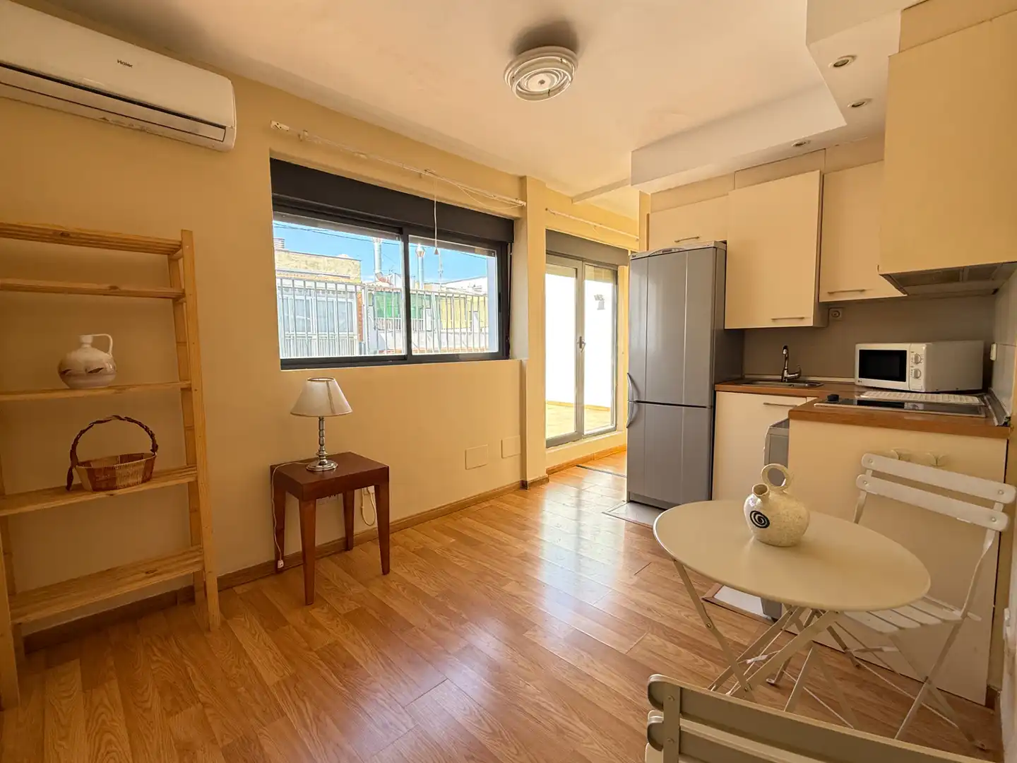 Vista exterior de Àtic en venda en Madrid amb Aire condicionat, Calefacció i Parquet