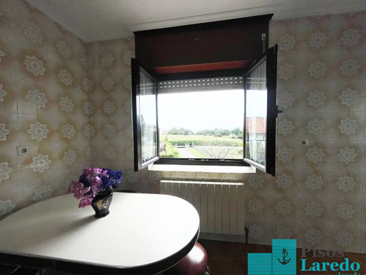 Bedroom of Houses for sale in Argoños   with Heating, Private garden and Parquet flooring
