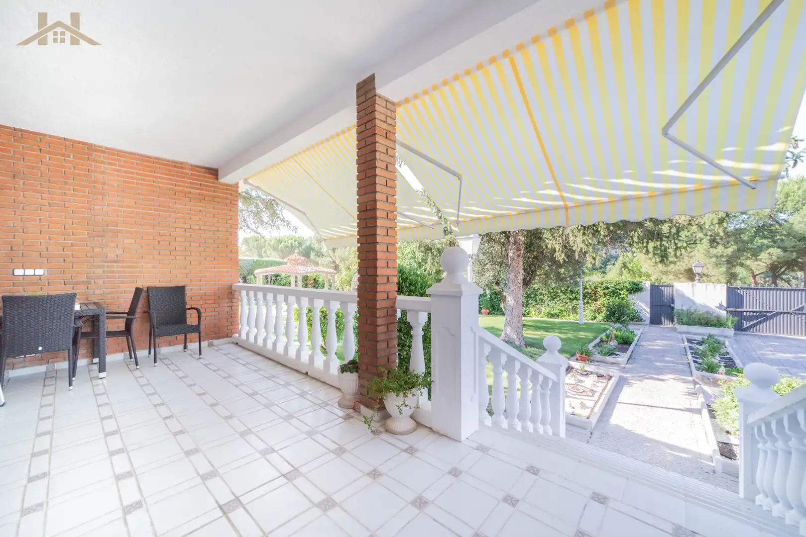 Garden of Houses for sale in Villaviciosa de Odón  with Heating, Private garden and Terrace
